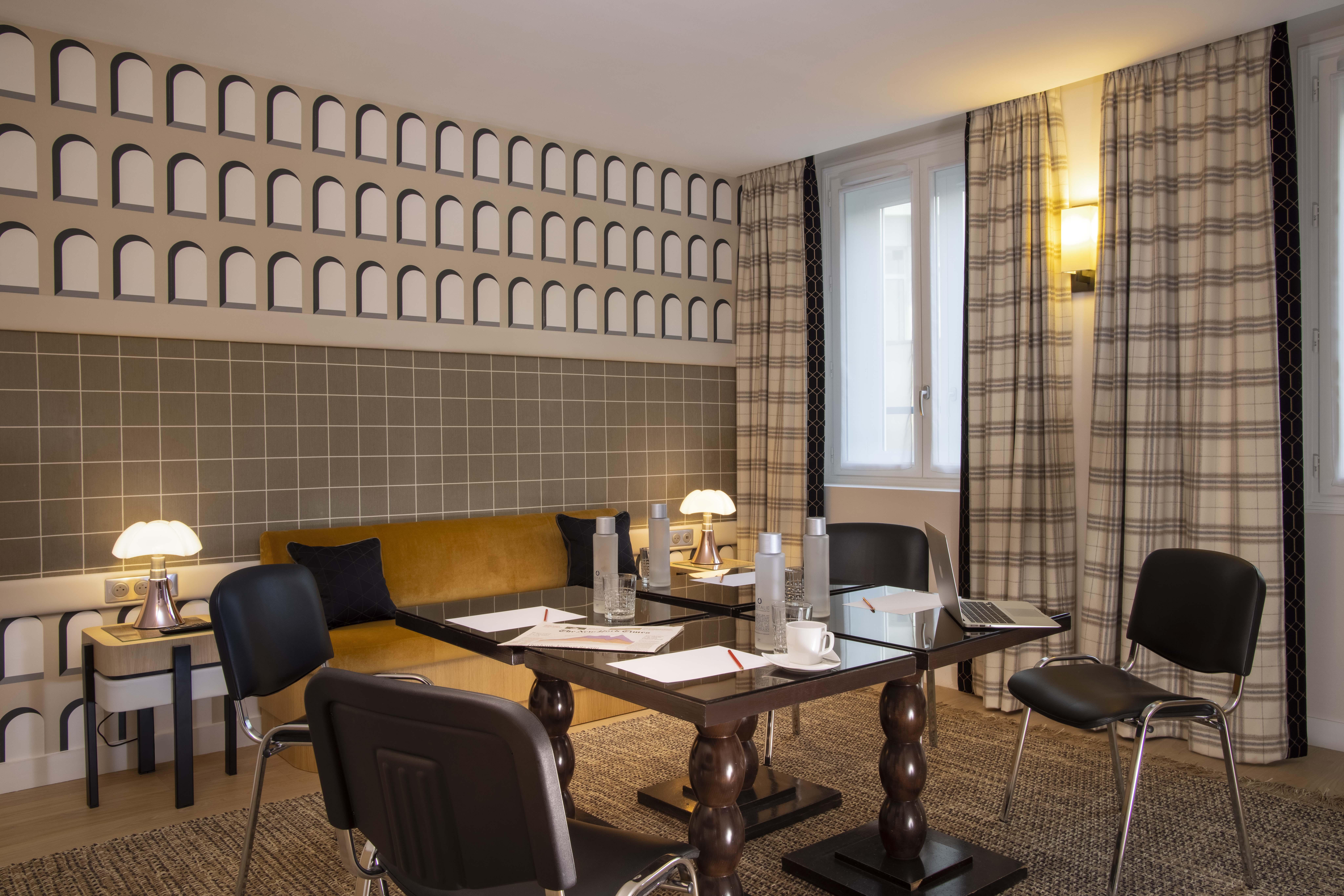 Phileas Lazare & - Opera Hotel Parijs